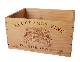une caisse bois de vin